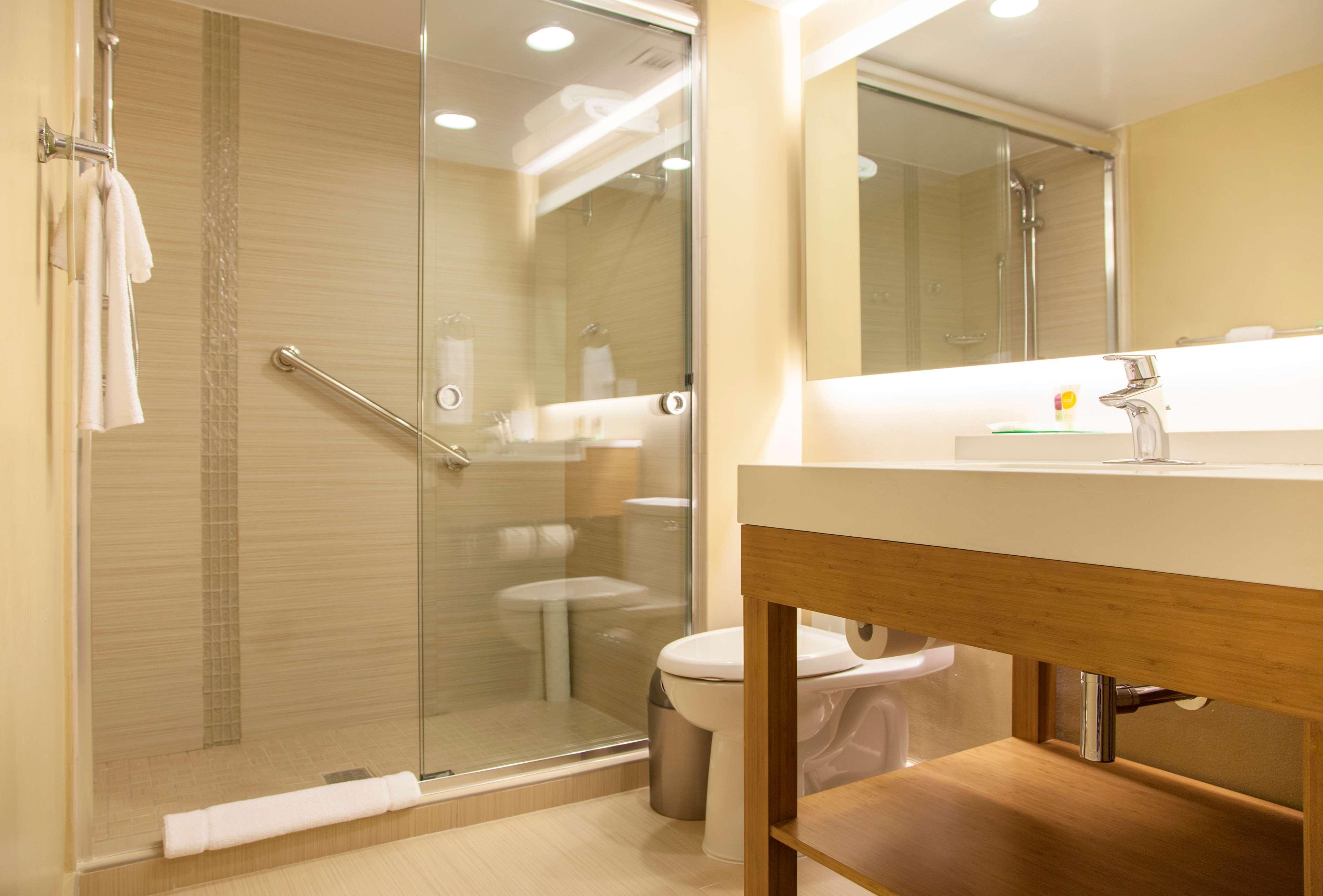 Отель Courtyard By Marriott La Paz Baja California Sur Экстерьер фото