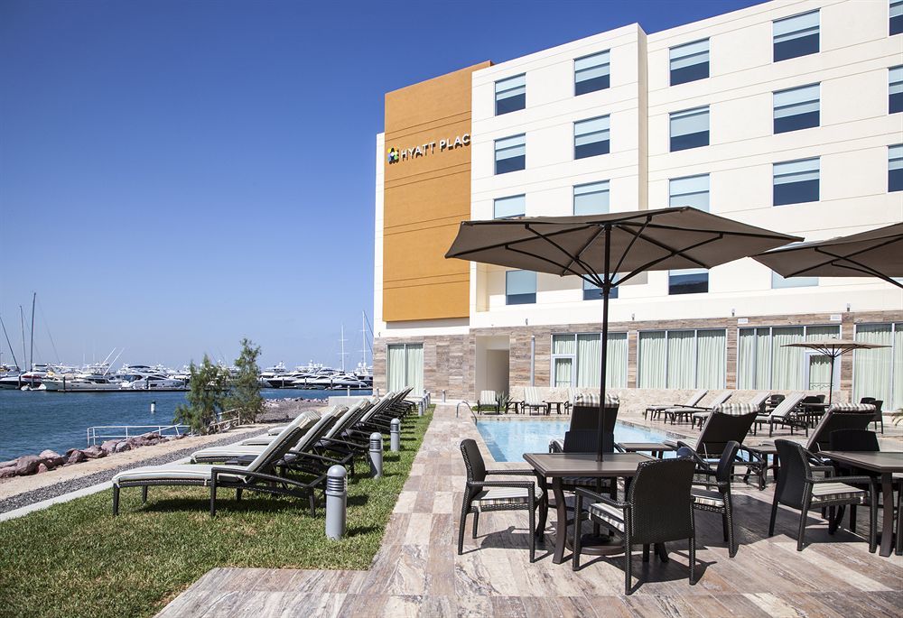Отель Courtyard By Marriott La Paz Baja California Sur Экстерьер фото